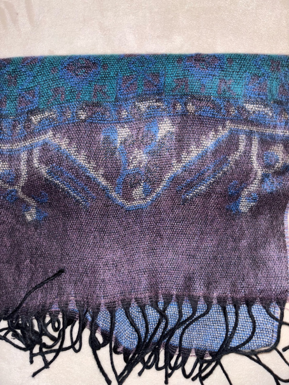Vintage Christian Dior Reversible Cashluxe®️ Scarf in Blue and Burgundy - Picture 3 of 6